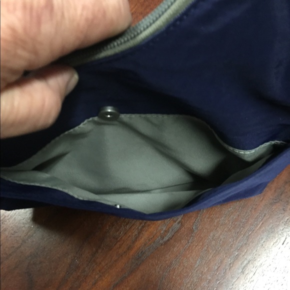 Baggallini Navy Crossbody - Picture 3 of 5